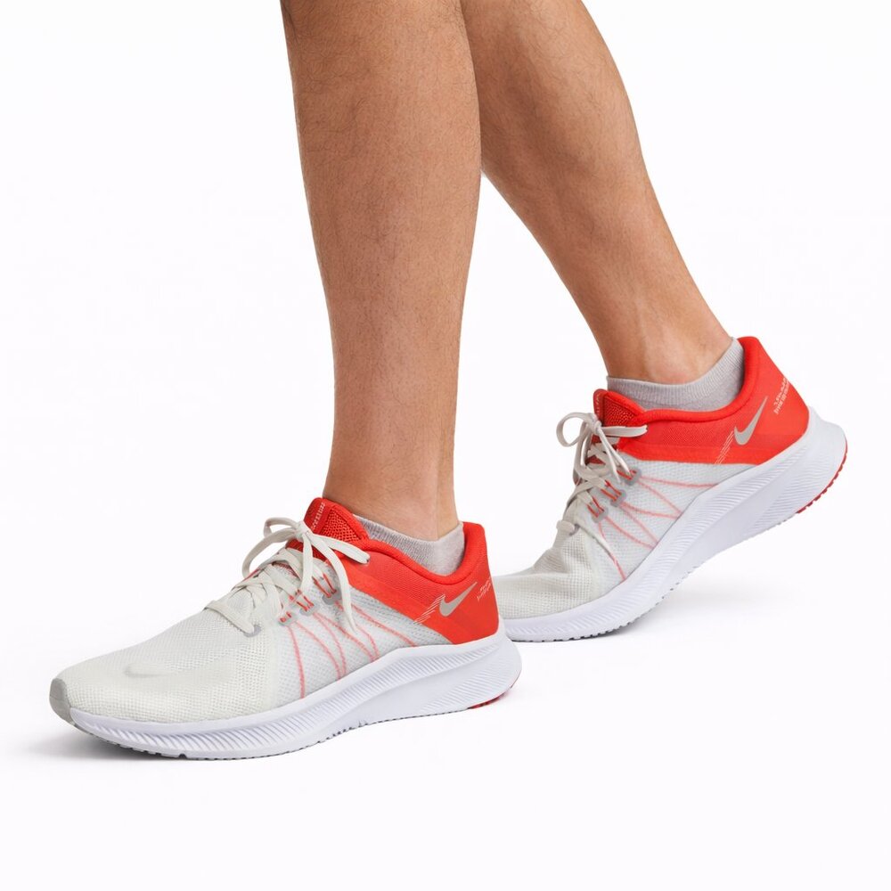 NEW Nike Quest 5 Men's Running Shoes - White/Crimson Size 9.5